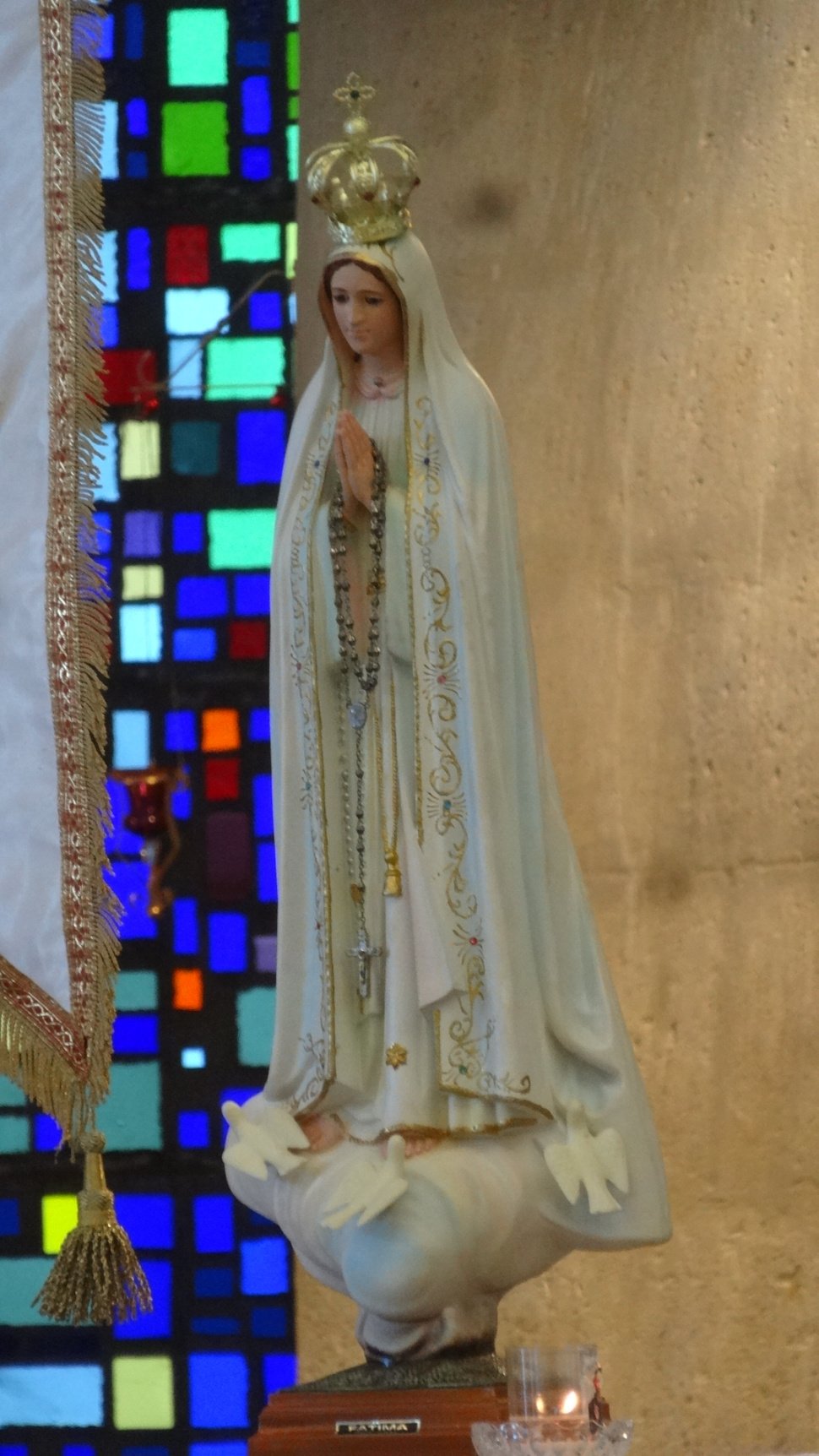 01- Notre Dame de Fatima, priez pour nous.