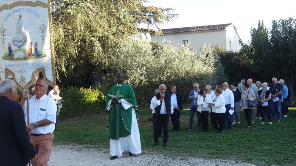 03- La petite procession.